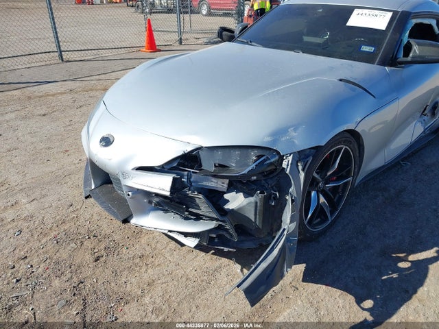 2021 TOYOTA GR SUPRA WZ1DB0C04MW037886 Photo 5