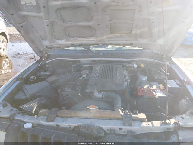 Продаж на аукціоні авто 2000 Mitsubishi Montero Sport Ls/xls, vin: JA4MT31H1YP006305, номер лоту: 44335902