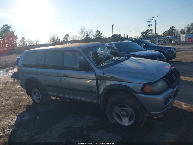 Продаж на аукціоні авто 2000 Mitsubishi Montero Sport Ls/xls, vin: JA4MT31H1YP006305, номер лоту: 44335902