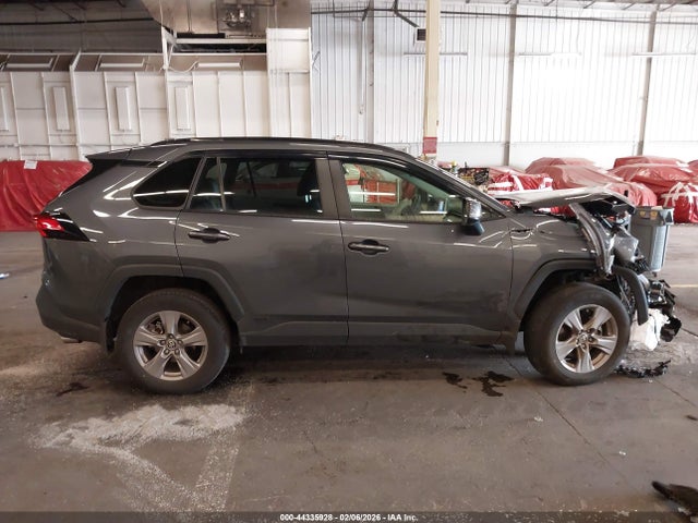 JTMRWRFV7RD227852 Toyota Rav4 Hybrid Xle