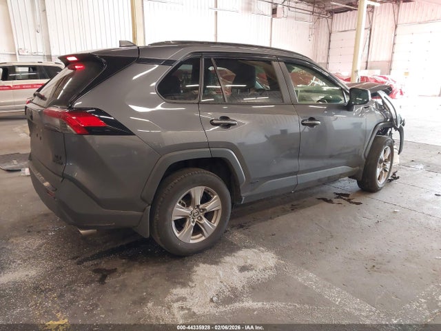 JTMRWRFV7RD227852 Toyota Rav4 Hybrid Xle