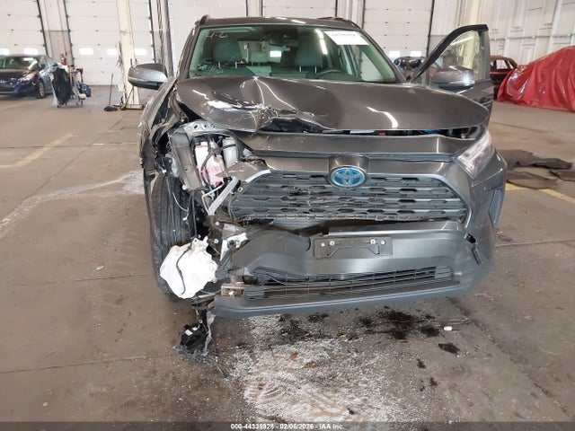 JTMRWRFV7RD227852 Toyota Rav4 Hybrid Xle