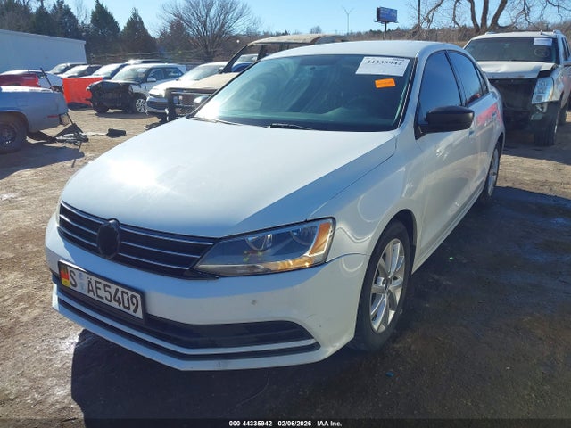 2015 VOLKSWAGEN JETTA 3VWD17AJ4FM265599 Photo 1