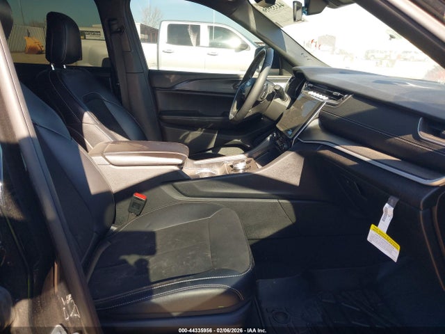2025 Jeep Grand Cherokee L Altitude X 4x2 მანქანა იყიდება აუქციონზე, vin: 1C4RJJAG1S8677570, აუქციონის ნომერი: 44335956