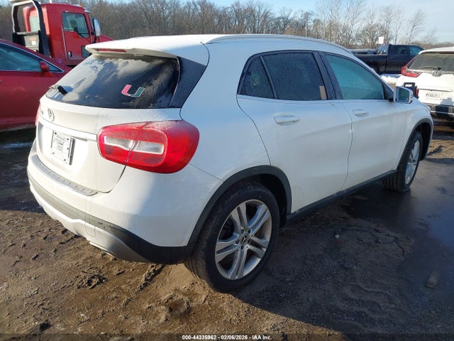 2018 MERCEDES-BENZ GLA 250 WDCTG4EB6JJ483476 Photo 3