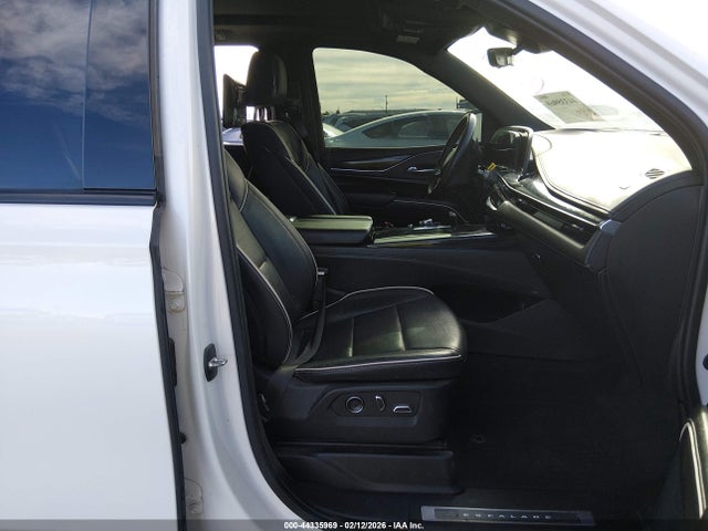2023 Cadillac Escalade 4wd Sport მანქანა იყიდება აუქციონზე, vin: 1GYS4FKL1PR561928, აუქციონის ნომერი: 44335969