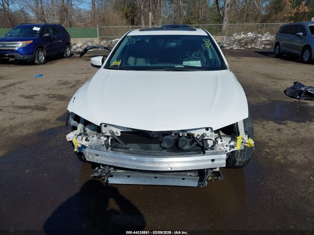 Продажа на аукционе авто 2016 Acura Tlx, vin: 19UUB1F32GA015334, номер лота: 44335981