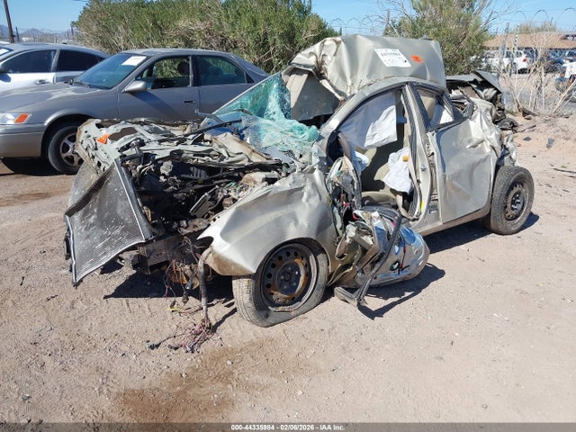 2010 HYUNDAI ELANTRA KMHDU4AD1AU941557 Photo 1