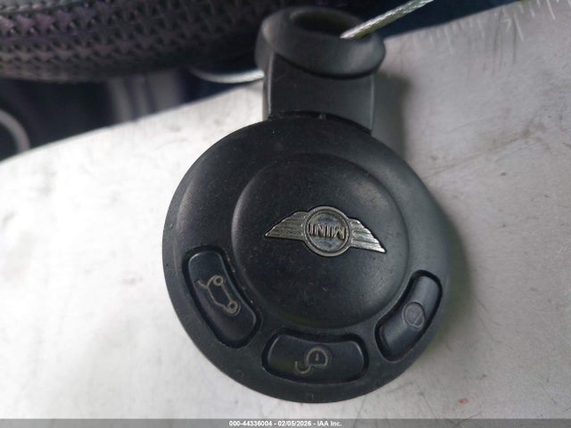 2012 MINI COOPER S WMWSV3C51CT386852 Photo 10