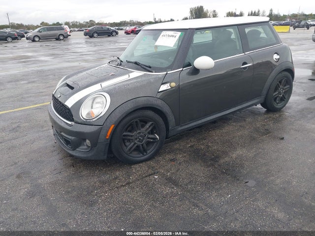 2012 MINI COOPER S WMWSV3C51CT386852 Photo 1