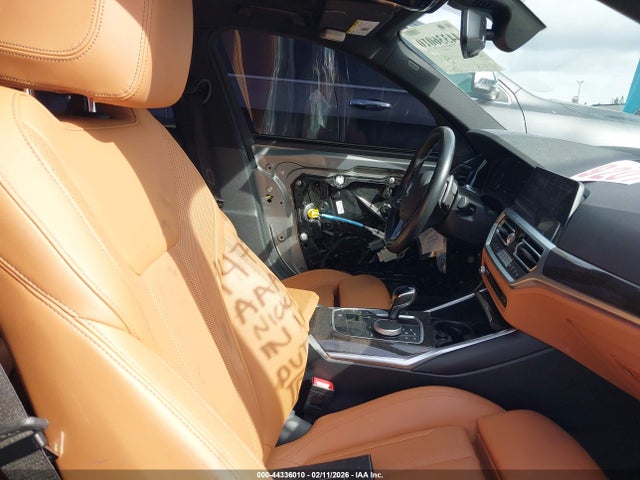 2022 BMW 3 SERIES WBA5P7C03NFL92866 Photo 4