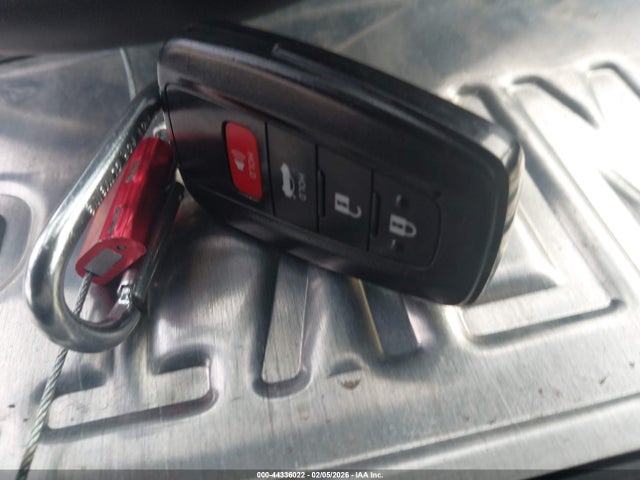 4T1B11HK5KU849839 Toyota CAMRY SE