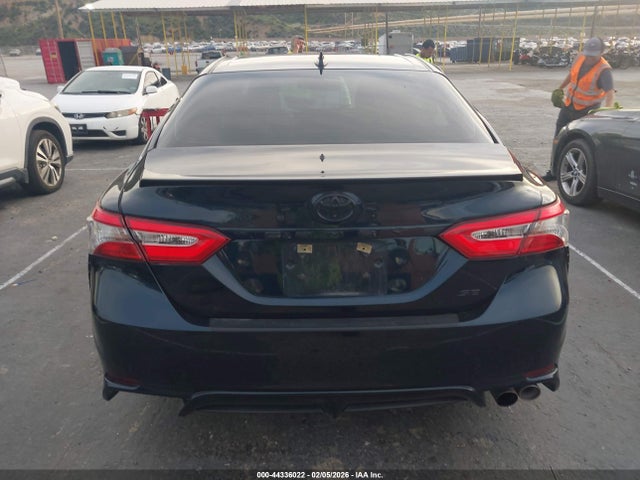 4T1B11HK5KU849839 Toyota CAMRY SE