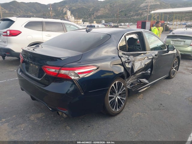 4T1B11HK5KU849839 Toyota CAMRY SE