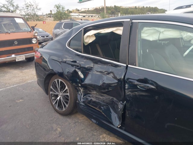 4T1B11HK5KU849839 Toyota CAMRY SE