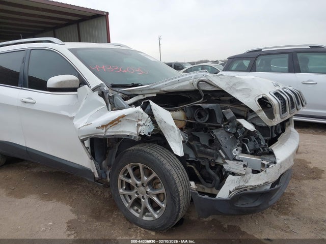 2018 JEEP CHEROKEE 1C4PJLLB3JD621754 Photo 5