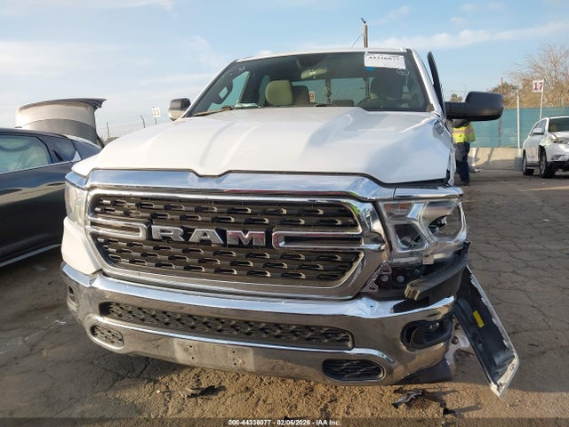 Продажа на аукционе авто 2022 Ram 1500 Big Horn  4x2 6'4 Box, vin: 1C6RREBTXNN272882, номер лота: 44336077