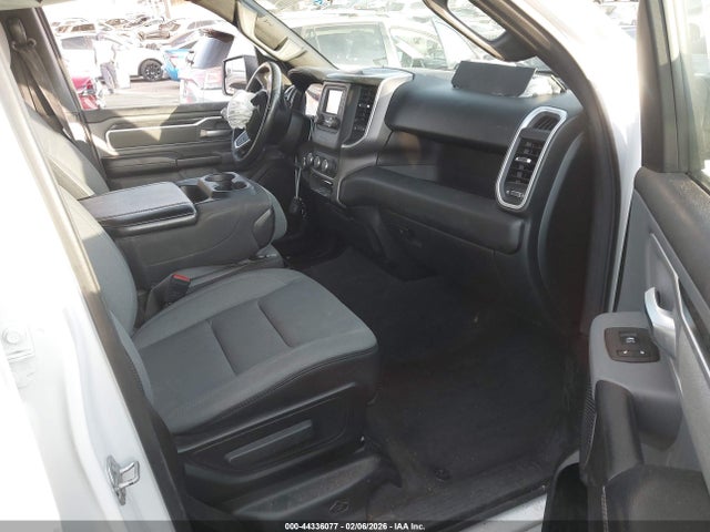 Продажа на аукционе авто 2022 Ram 1500 Big Horn  4x2 6'4 Box, vin: 1C6RREBTXNN272882, номер лота: 44336077