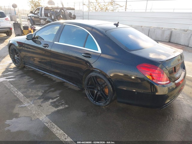 Mercedes-Benz S 550 2015 WDDUG8CB1FA194071 Image 3