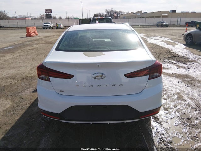 Hyundai ELANTRA SE 2019 5NPD74LF6KH435681 Image 16