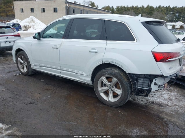 2024 AUDI Q7 WA1LCBF77RD003398 Photo 2