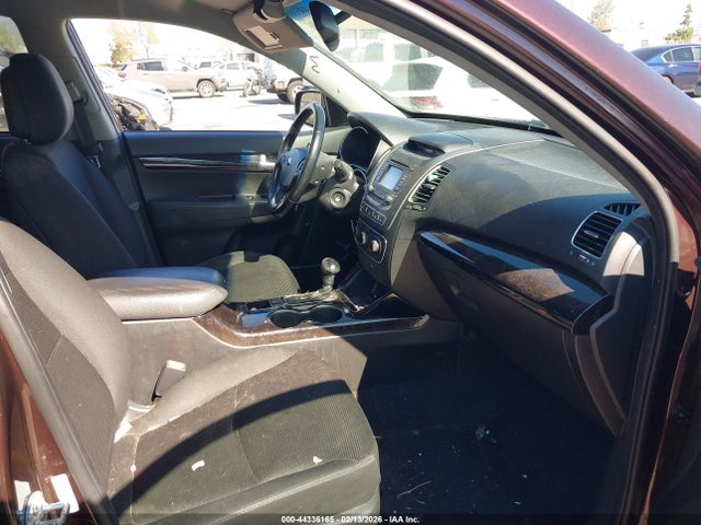 5XYKT4A64EG514560 KIA SORENTO LX