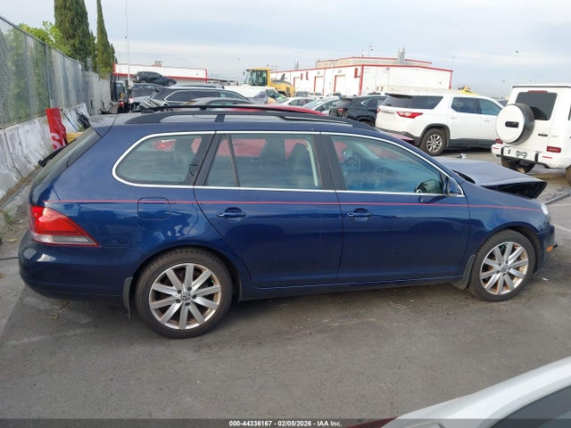 3VWPL7AJ0EM621469 Volkswagen Jetta Sportwagen 2.0l Tdi