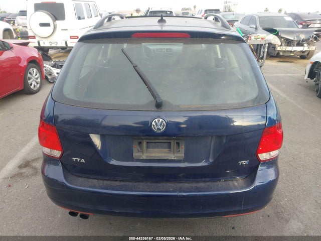 3VWPL7AJ0EM621469 Volkswagen Jetta Sportwagen 2.0l Tdi