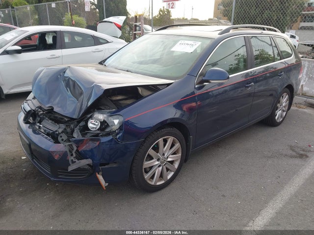 3VWPL7AJ0EM621469 Volkswagen Jetta Sportwagen 2.0l Tdi