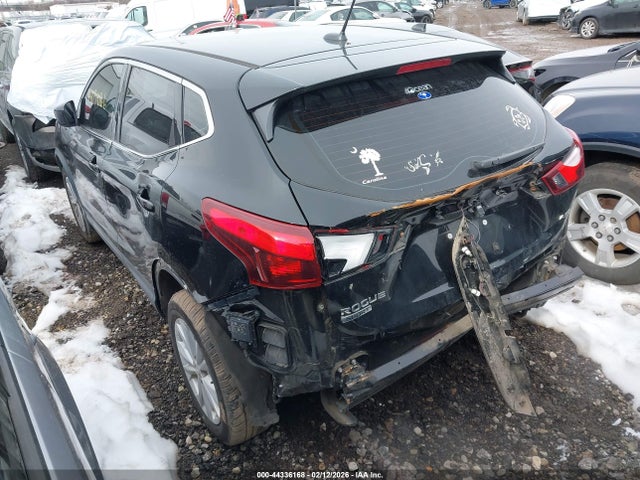 2018 NISSAN ROGUE SPORT JN1BJ1CRXJW283479 Photo 2