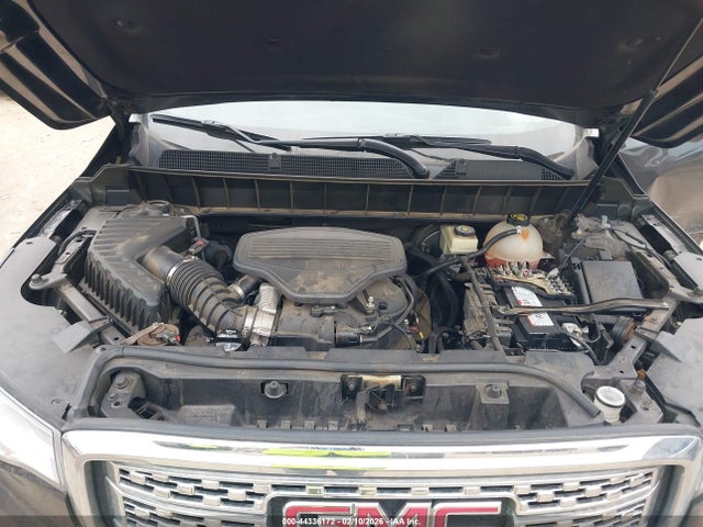 44336172 :رقم المزاد ، 1GKKNPLS8HZ157285 vin ، 2017 Gmc Acadia Denali مزاد بيع