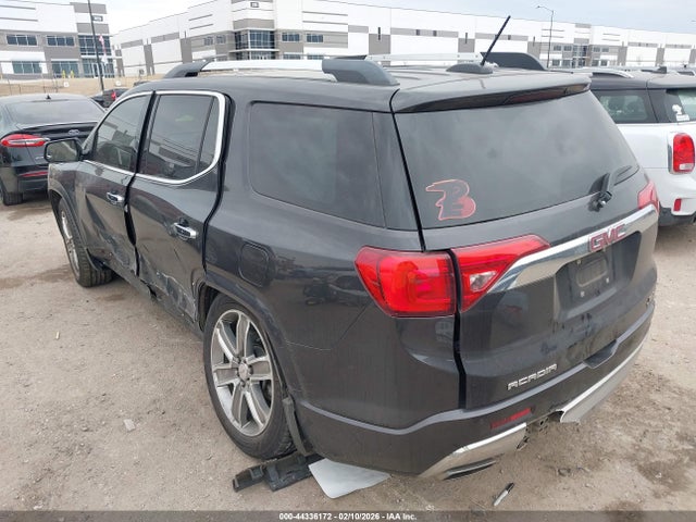44336172 :رقم المزاد ، 1GKKNPLS8HZ157285 vin ، 2017 Gmc Acadia Denali مزاد بيع