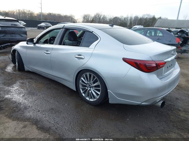 44336177 :رقم المزاد ، JN1EV7AP3JM351218 vin ، 2018 Infiniti Q50 3.0t Luxe مزاد بيع