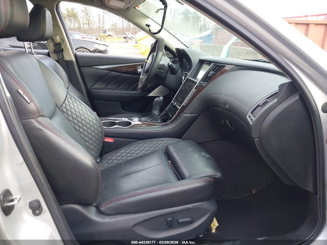 44336177 :رقم المزاد ، JN1EV7AP3JM351218 vin ، 2018 Infiniti Q50 3.0t Luxe مزاد بيع