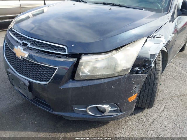 1G1PA5SG5E7397344 Chevrolet Cruze Ls Auto