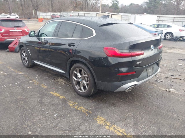 2023 BMW X4 5UX33DT00P9N59995 Photo 2