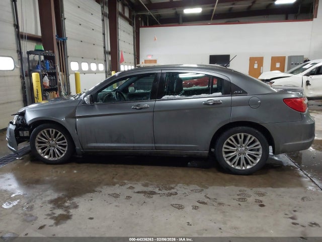 2012 Chrysler 200 Limited მანქანა იყიდება აუქციონზე, vin: 1C3CCBCG9CN246081, აუქციონის ნომერი: 44336263