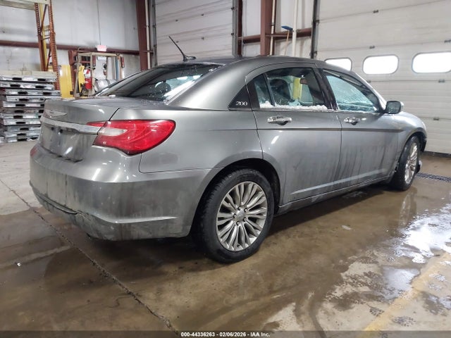 2012 Chrysler 200 Limited მანქანა იყიდება აუქციონზე, vin: 1C3CCBCG9CN246081, აუქციონის ნომერი: 44336263