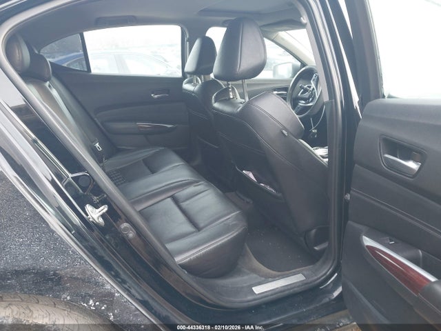 44336318 :رقم المزاد ، 19UUB2F33FA011216 vin ، 2015 Acura Tlx V6 مزاد بيع