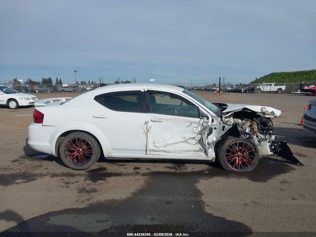 1C3CDZCG4EN165529 Dodge Avenger Sxt