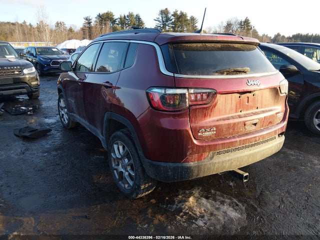 2022 JEEP COMPASS 3C4NJDFB4NT213031 Photo 2