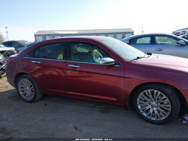 2011 Chrysler 200 Limited მანქანა იყიდება აუქციონზე, vin: 1C3BC2FG0BN601998, აუქციონის ნომერი: 44336405