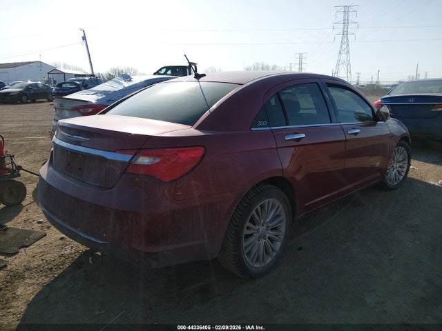 2011 Chrysler 200 Limited მანქანა იყიდება აუქციონზე, vin: 1C3BC2FG0BN601998, აუქციონის ნომერი: 44336405