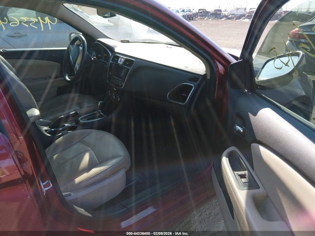 2011 Chrysler 200 Limited მანქანა იყიდება აუქციონზე, vin: 1C3BC2FG0BN601998, აუქციონის ნომერი: 44336405