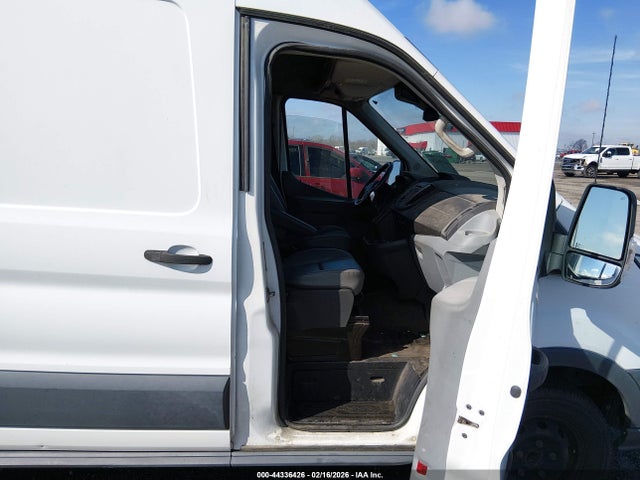 Ford Transit 2016 1FTYR3UG0GKA04128 Image 18
