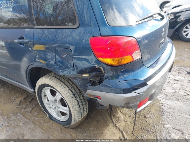 2004 MITSUBISHI OUTLANDER JA4LZ31F54U064079 Photo 5