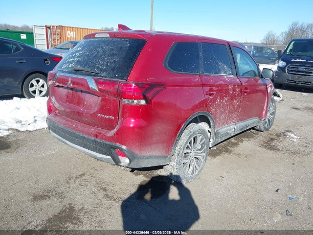 2017 MITSUBISHI OUTLANDER JA4AZ3A38HZ015335 Photo 3