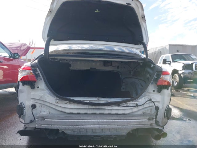 JTNB11HKXJ3041636 Toyota CAMRY SE