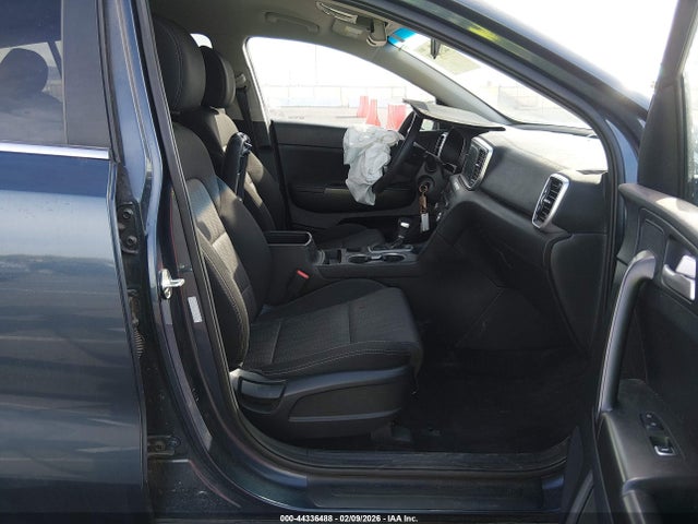 KIA Sportage Lx 2022 KNDPMCAC4N7980523 Image 5