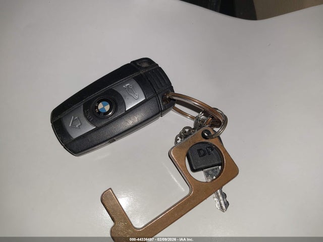 44336497 :رقم المزاد ، WBAVM1C58DVW42298 vin ، 2013 Bmw X1 Sdrive28i مزاد بيع